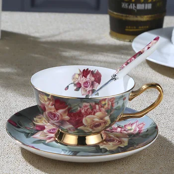 Rankomis dažyti aukso kaulų Kinija kavos puodelius ir lėkštutes Europos kavos puodeliai su anglų popietės puodeliai ir šaukšteliai